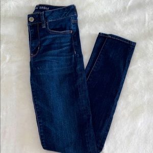American Eagle women’s jeans